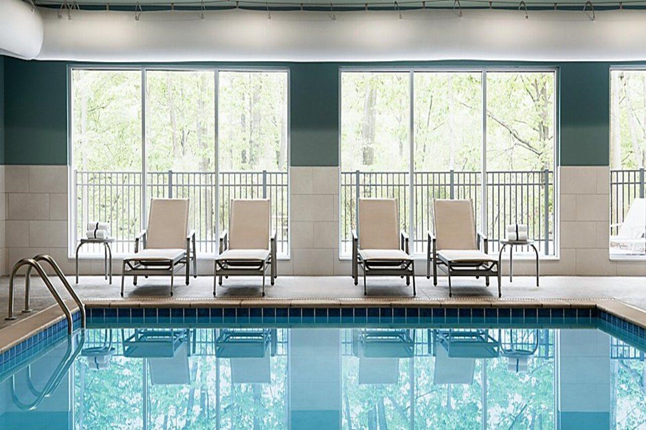 Holiday Inn Express & Suites - Savannah W - Chatham Parkway By Ihg Екстериор снимка